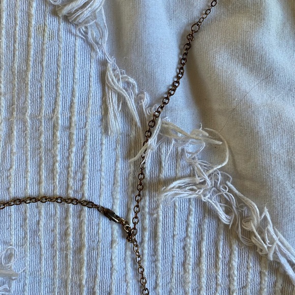 Geode Necklace - Picture 3 of 3